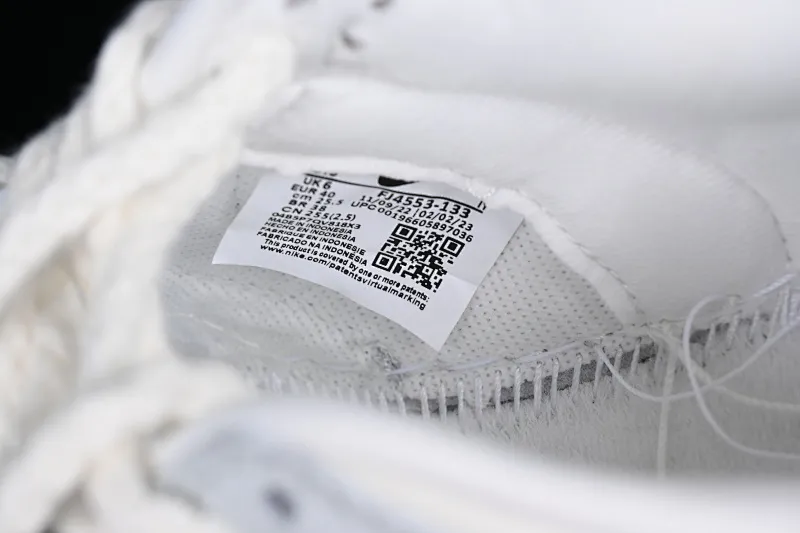 All categories Nk SB Dunk series Nk SB Dunk Low low-top sneakers Y version Nk Dunk Low "Needlework" embossed gray SB low-top sports and leisure sneakers FJ4553-133